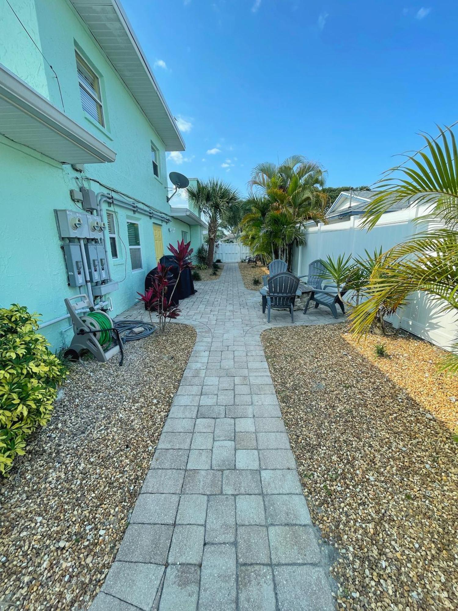 Cozy Canaveral Cottages Cape Canaveral Exterior photo