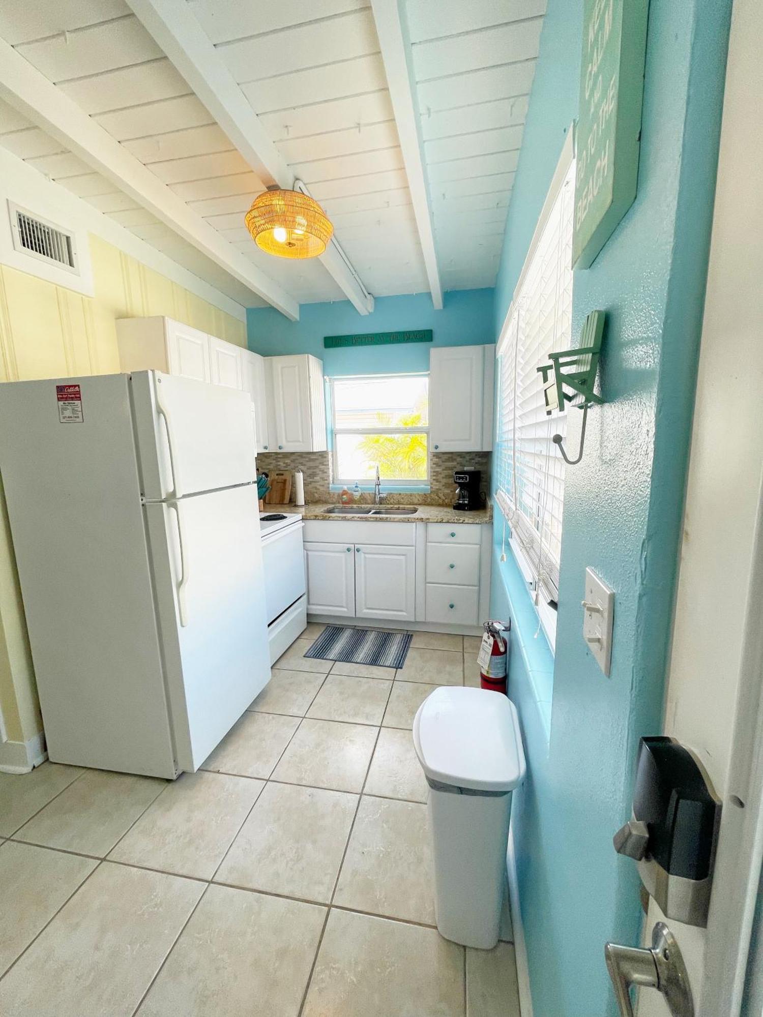 Cozy Canaveral Cottages Cape Canaveral Exterior photo